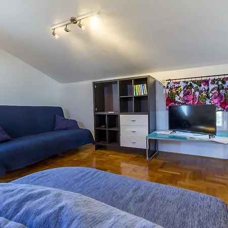 Pink House Tanja Holiday home *