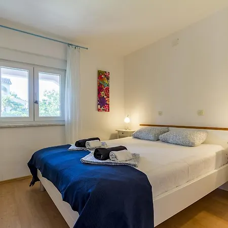 Holiday home Pink House Tanja Medulin