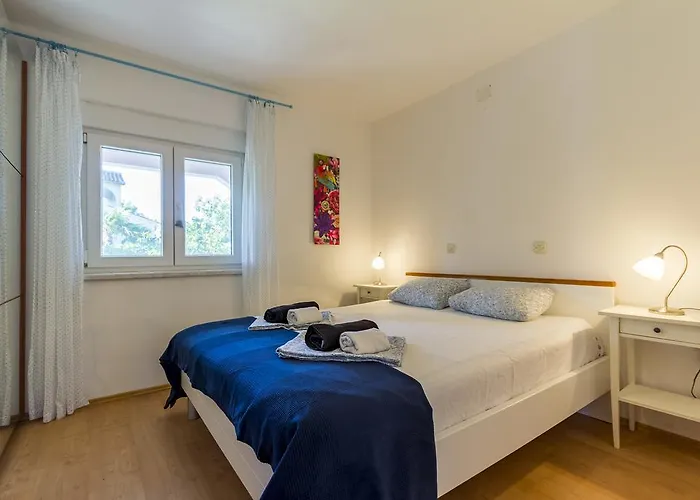 펜션 Pink House Tanja 메덜린