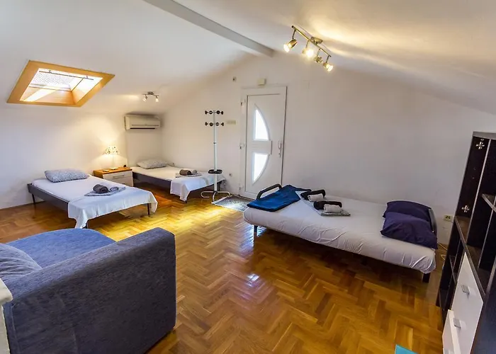 Pink House Tanja 펜션 *